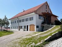 Sanierter Bauernhof mit Blauen Fensterl&auml;den